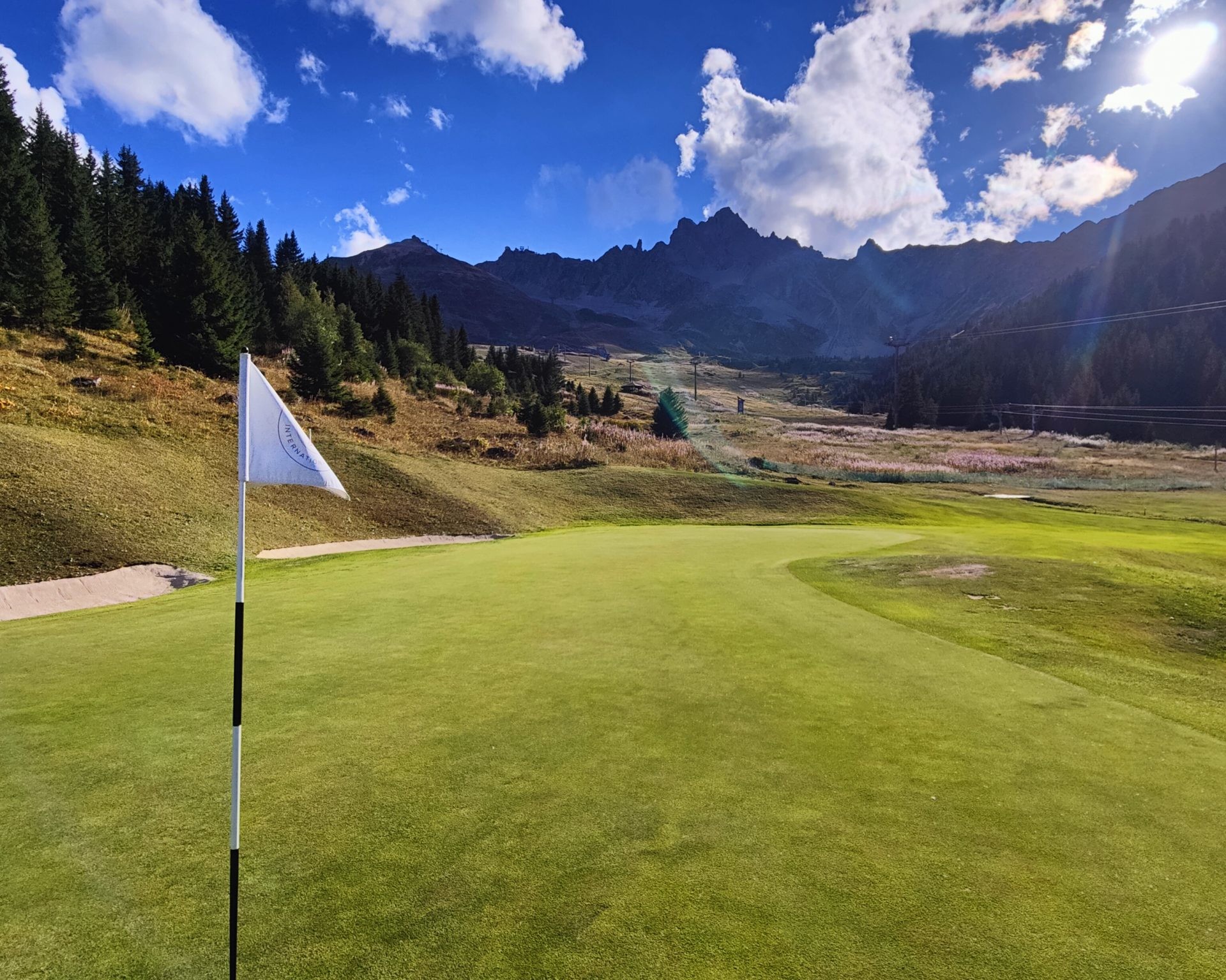 Golf de Courchevel green n°5 | Stages de golf de Courchevel